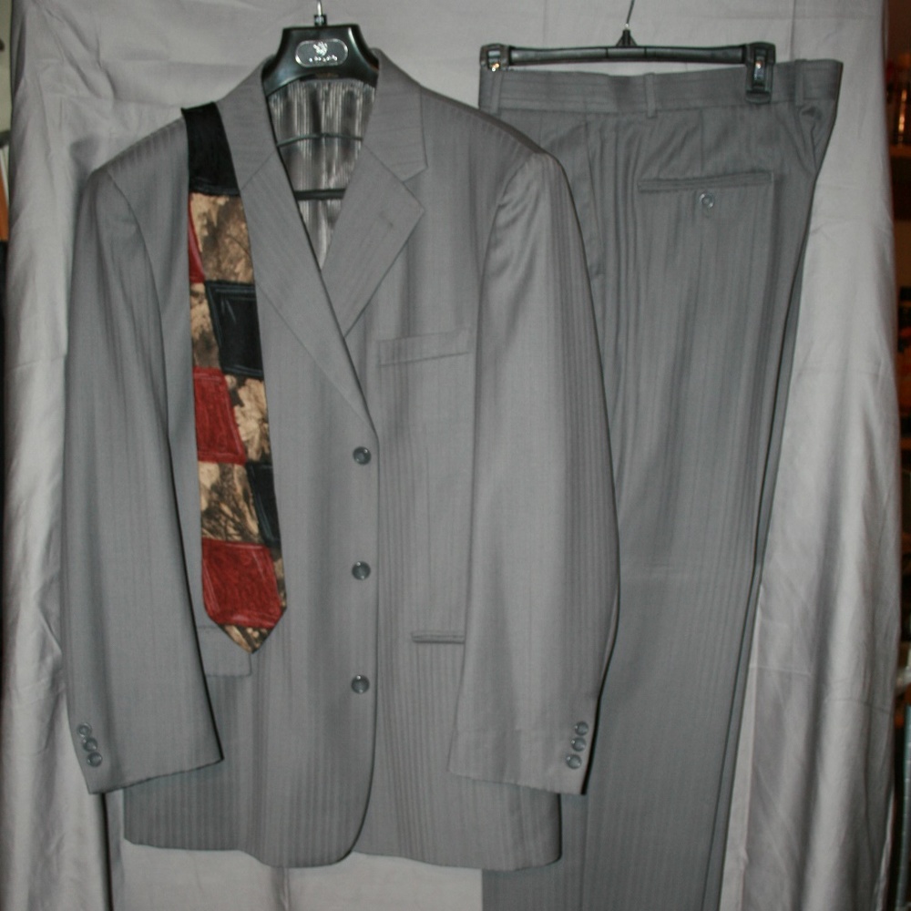 Mens Suit